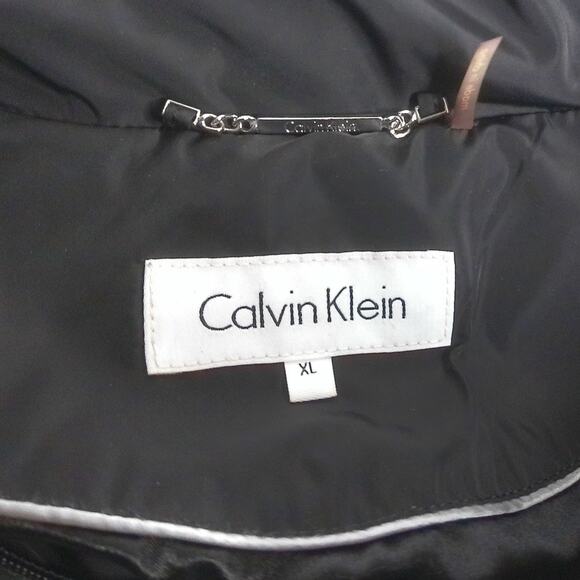 Calvin Klein Long Black Puffer Jacket Duck Down Coat Parka Fur Hooded Size XL - Picture 6 of 10